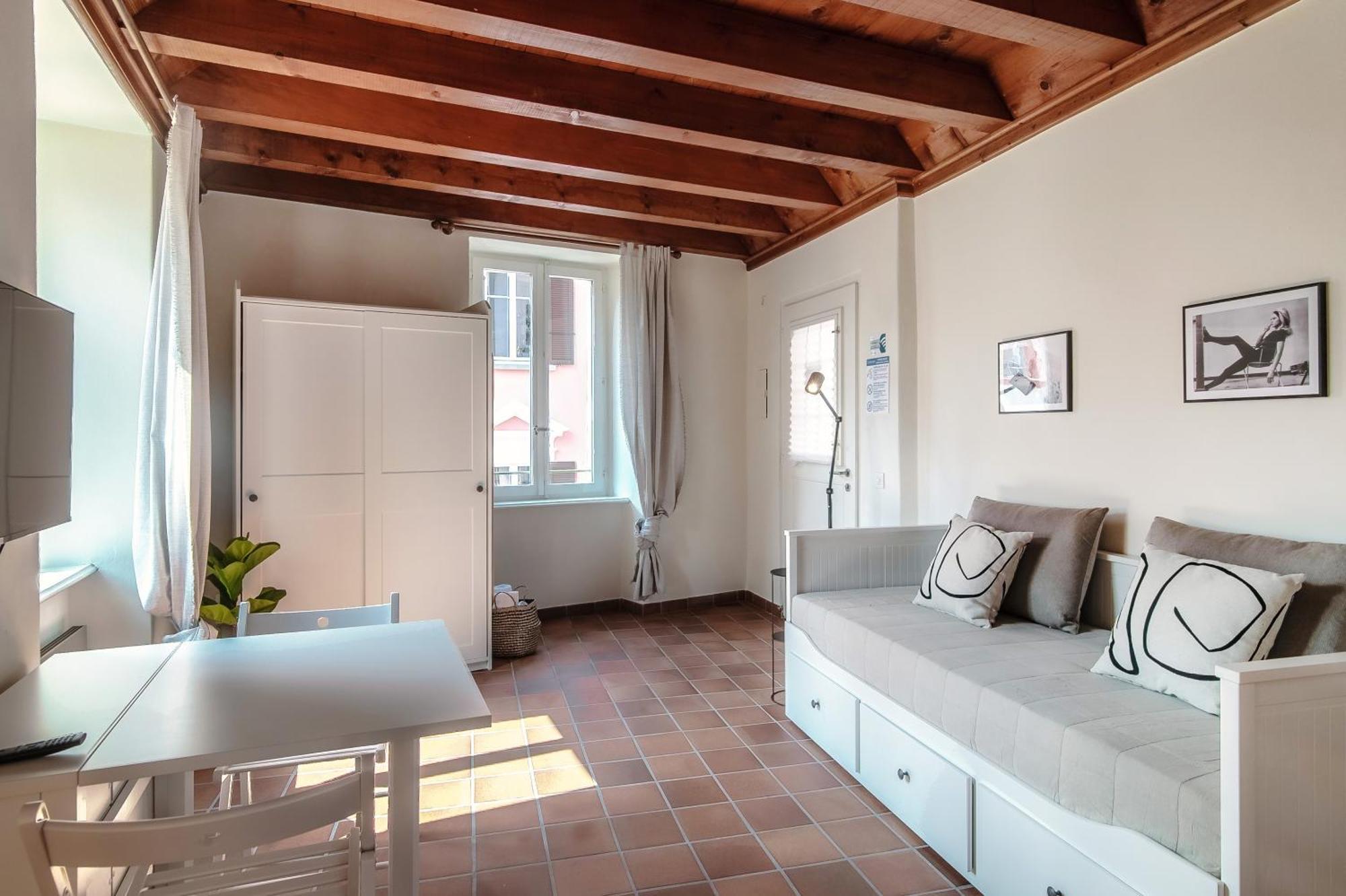 Pardo Apartments By Quokka 360 - Locarno Old Town ภายนอก รูปภาพ